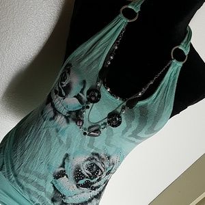 💚 5 for $25 💚 Floral halter top